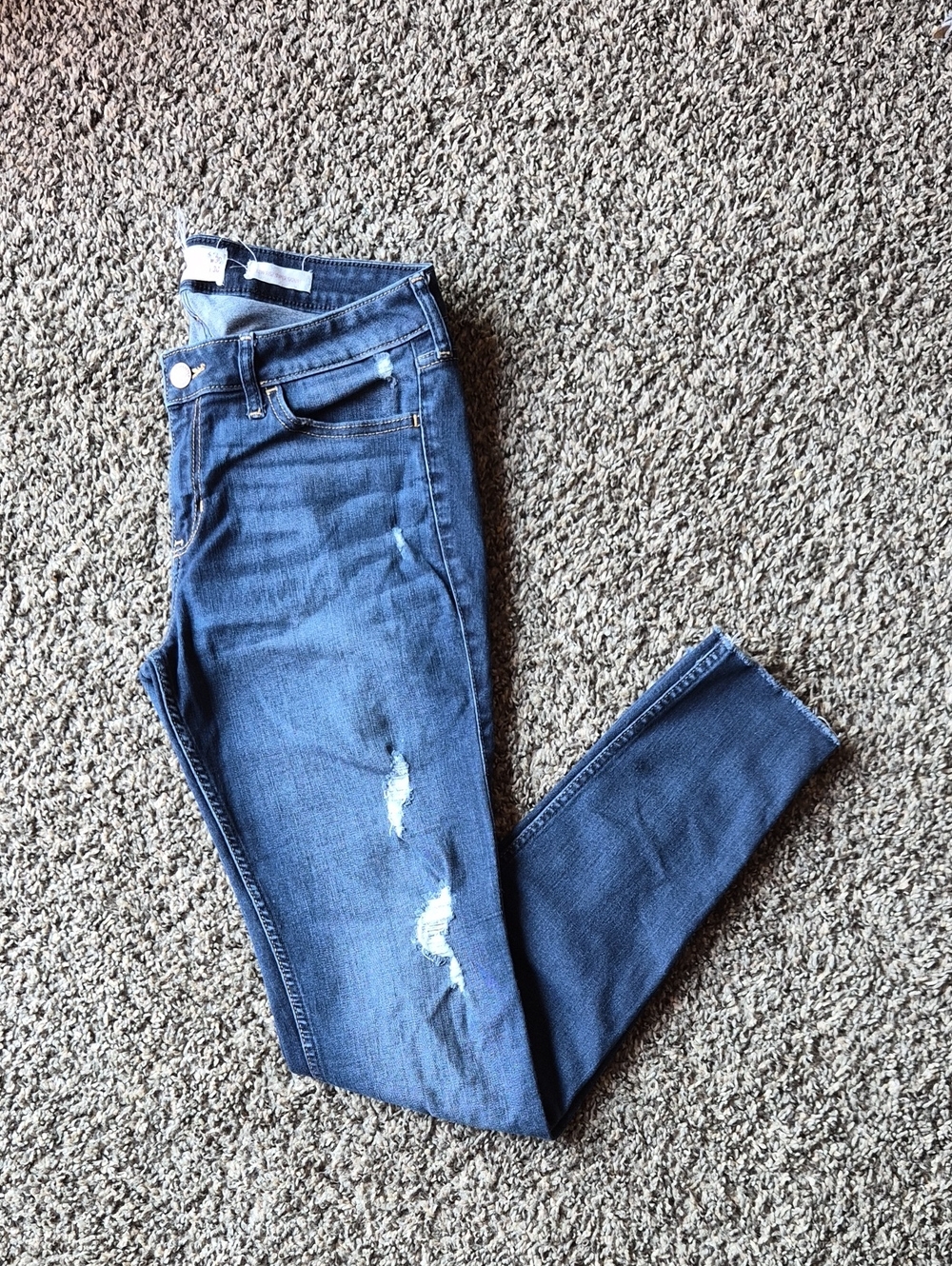 Hollister Low Rise Super Skinny Distressed Jeans Size 11R 30x30